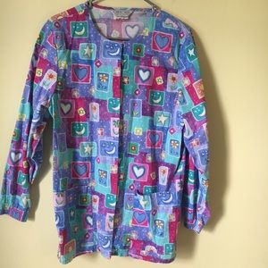 Pretty small print scrub jacket